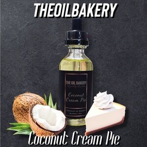 Coconut Cream Pie Body Oil - Black